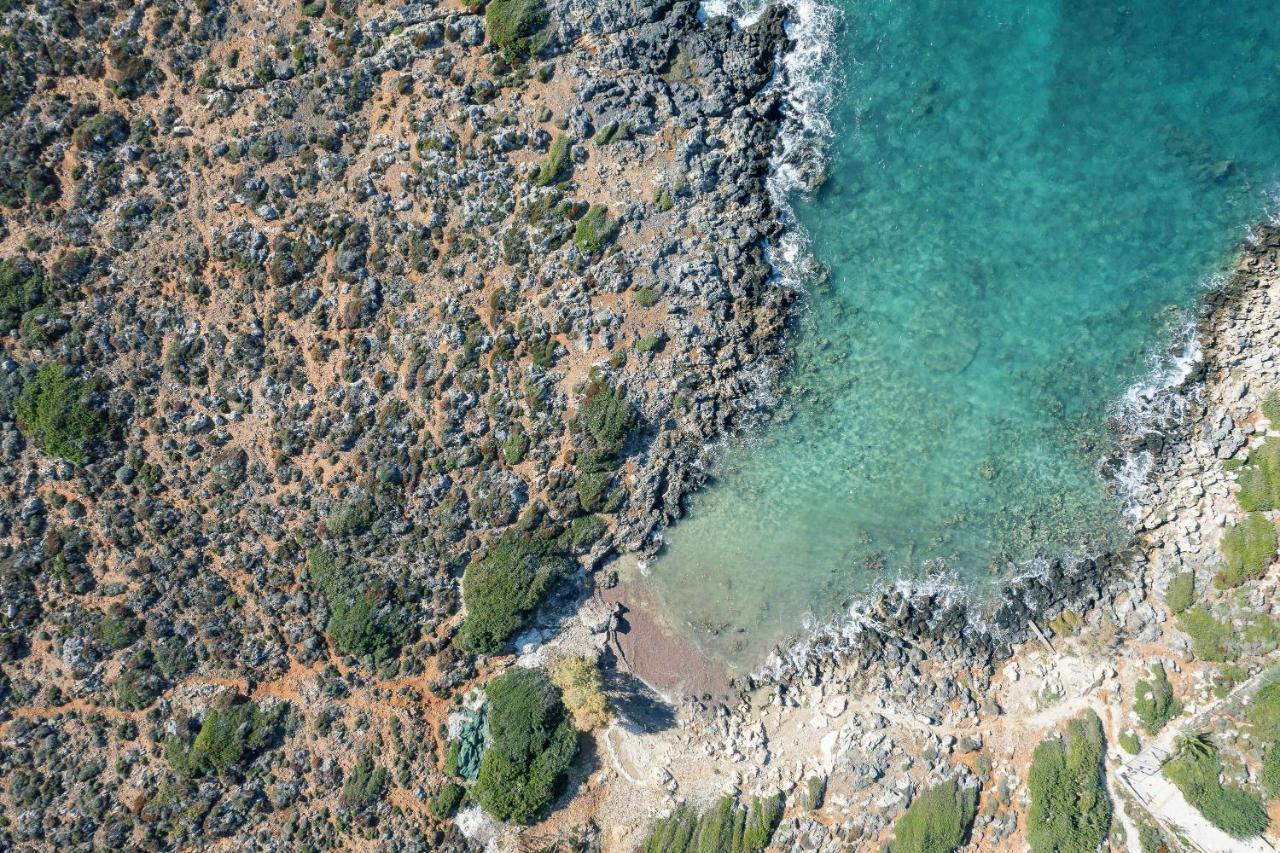 And Sea Villa *